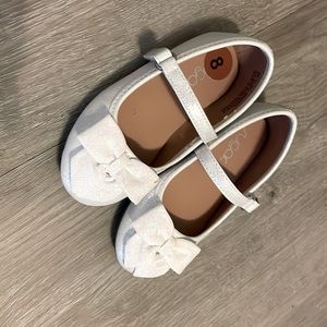 White shoes for toddler girl